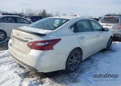 2018 Nissan Altima 2.5 Sr из США, поврежденный, VIN 1N4AL3AP1JC294250